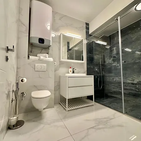 Ilidza Sky Royal Residences דירה סראייבו