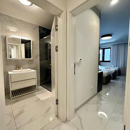 Ilidza Sky Royal Residences דירה סראייבו
