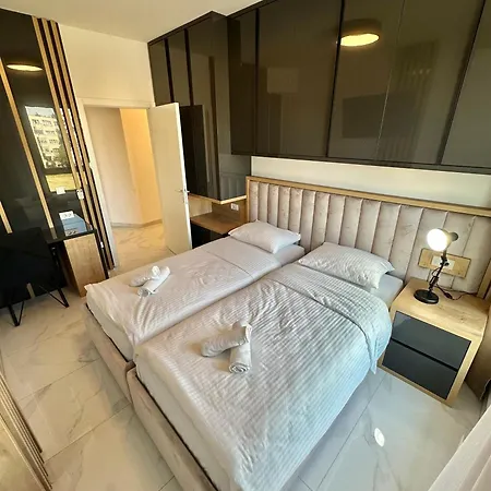 Ilidza Sky Royal Residences דירה סראייבו