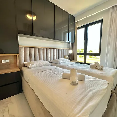 Ilidza Sky Royal Residences דירה *